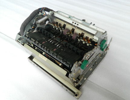 Hitachi 2845V ATM-Maschinen-Teil-Hitachi-ATM-Bargeld-Schlitz-Versammlung M2P005433K